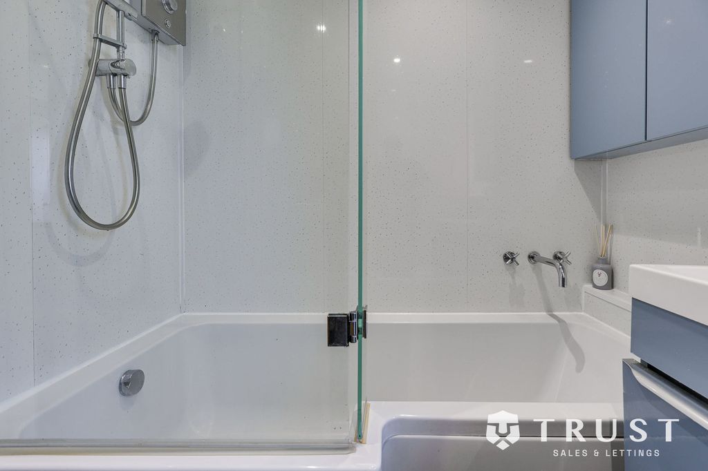 Additional image 17 of 3 bed detached house for saleMillstone Rise, Liversedge WF15