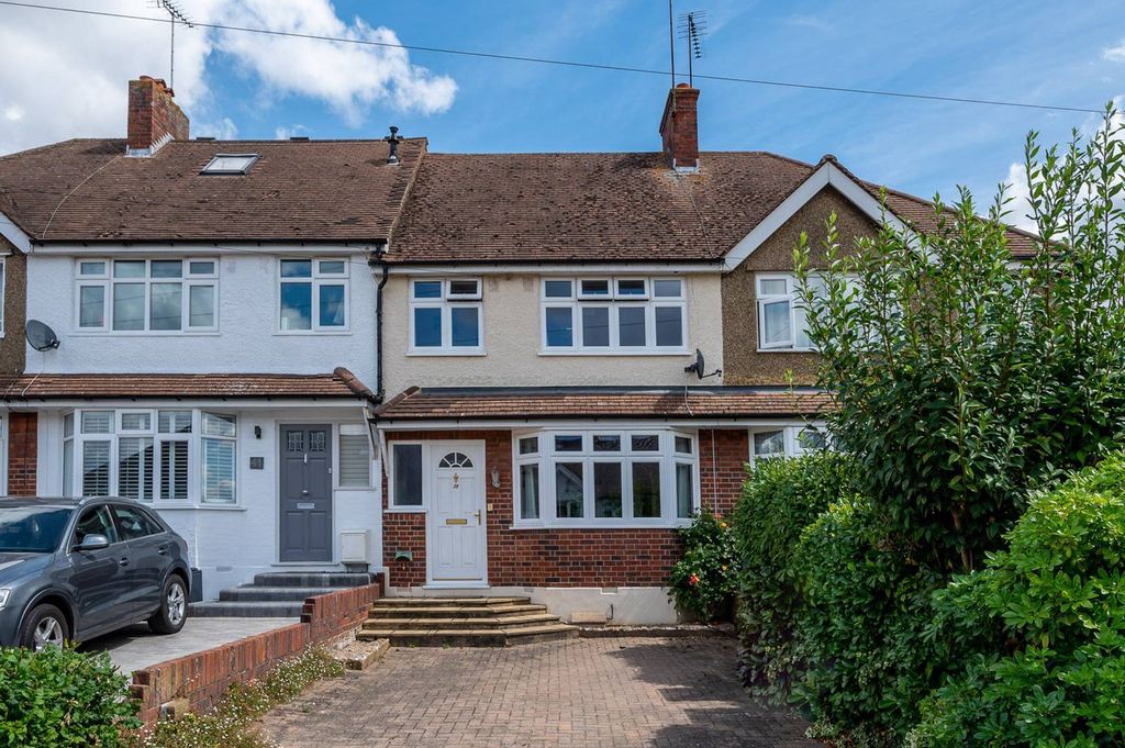 Property photo 2 of 11
