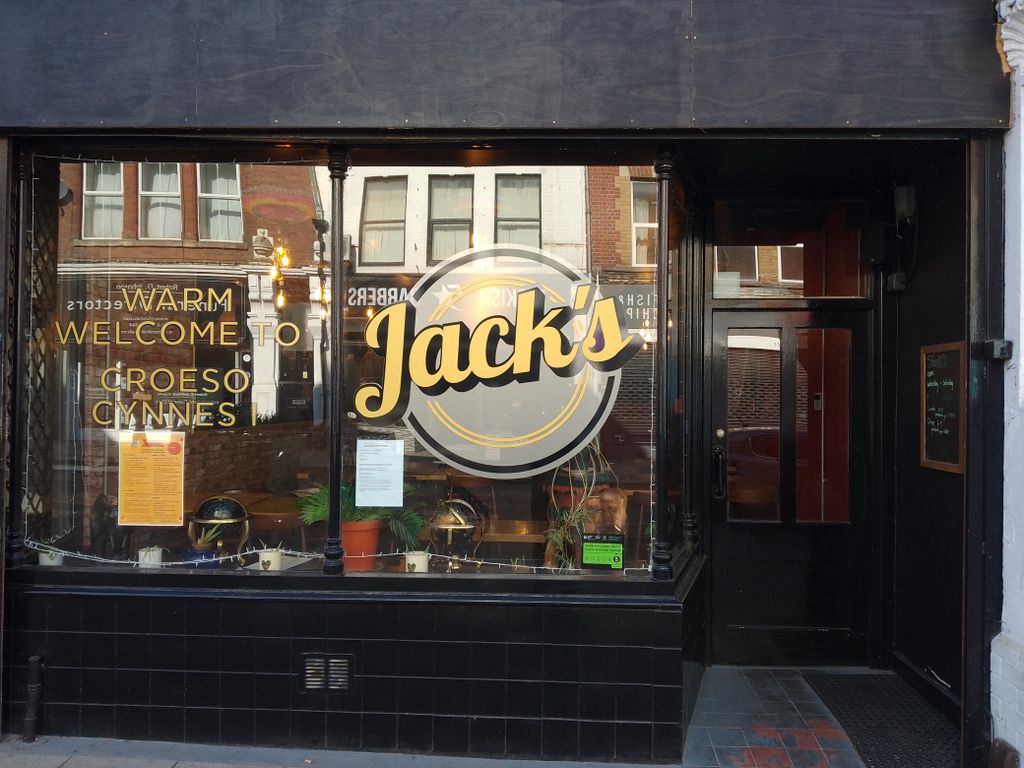 Property photo 2 of 20