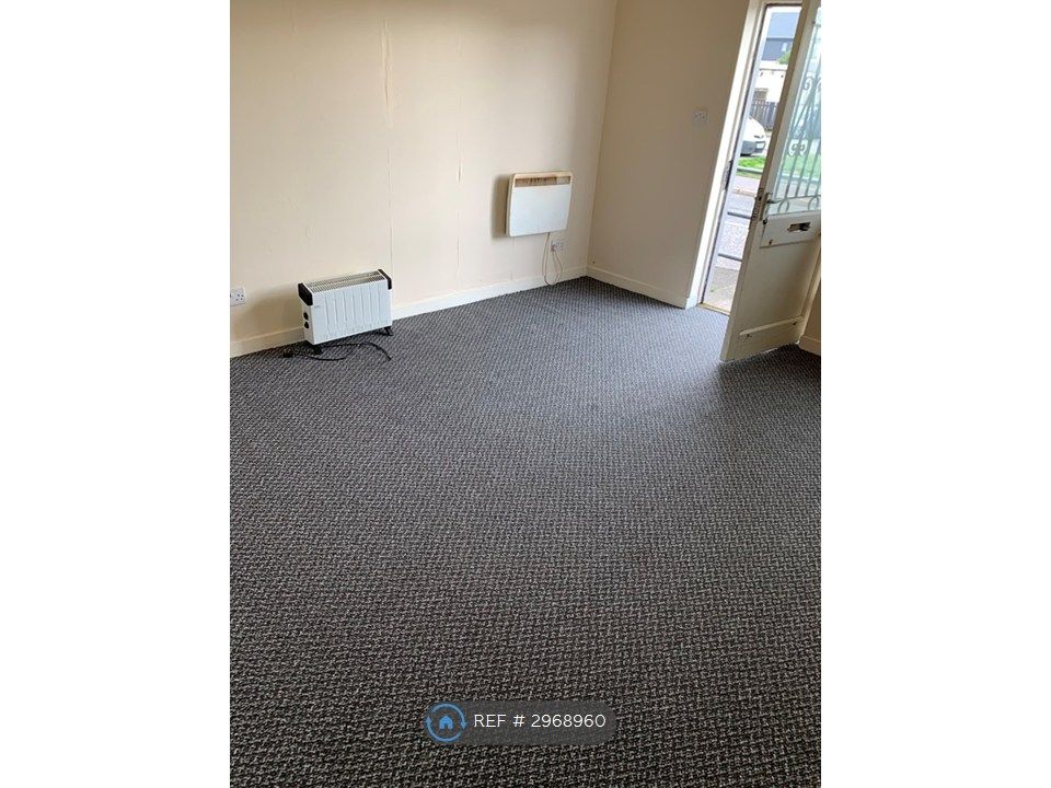 Property photo 1 of 3