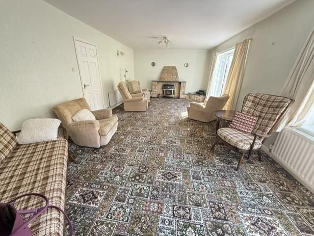 Property photo 2 of 20 11.Jpg