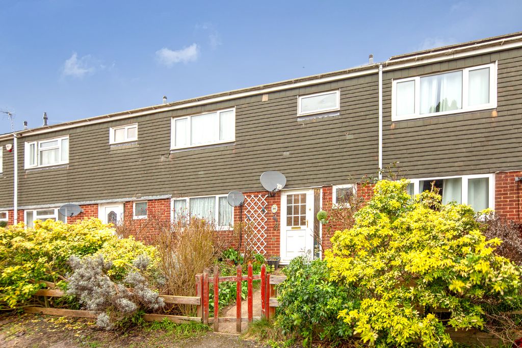 Property photo 1 of 17 Front