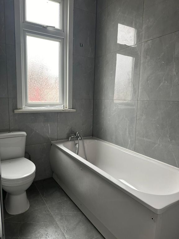 Property photo 3 of 3