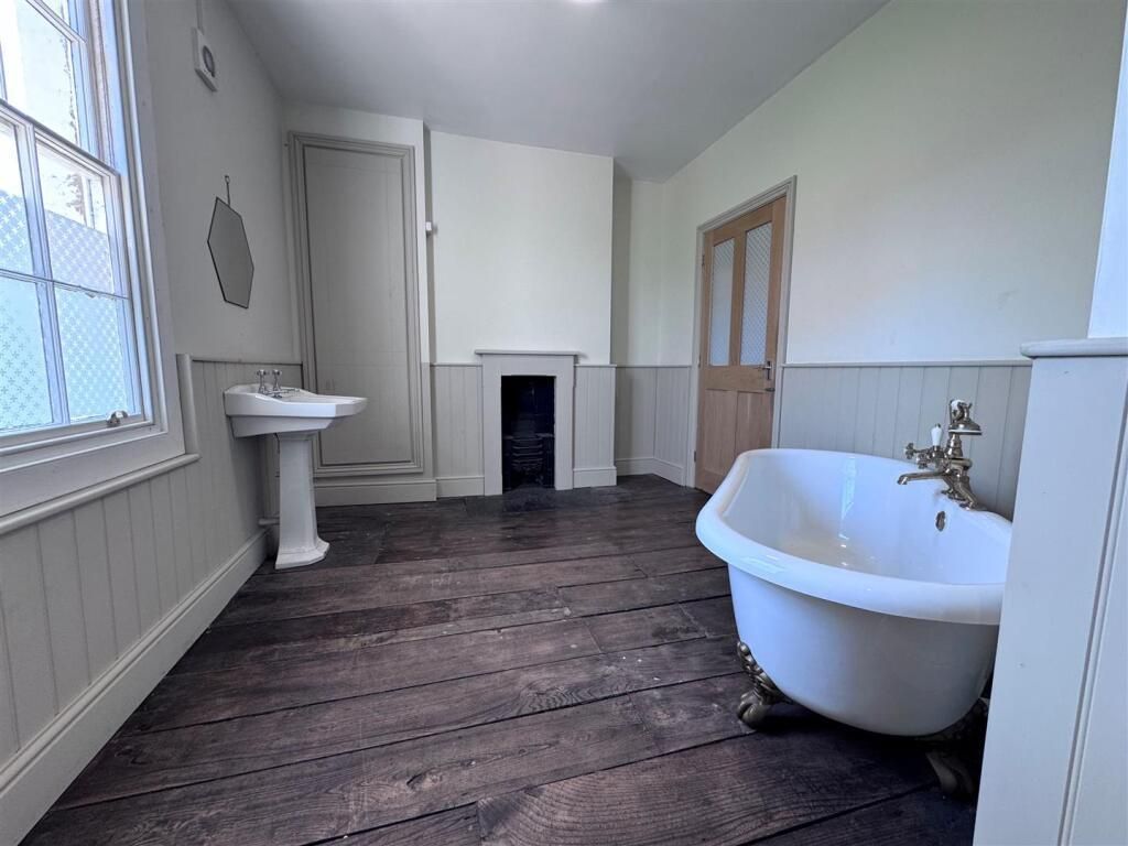 Additional image 15 of 5 bed semi-detached house for saleAylestone Hill, Hereford HR1