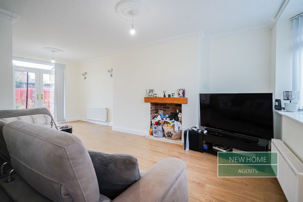 Property photo 2 of 19 Photo 11