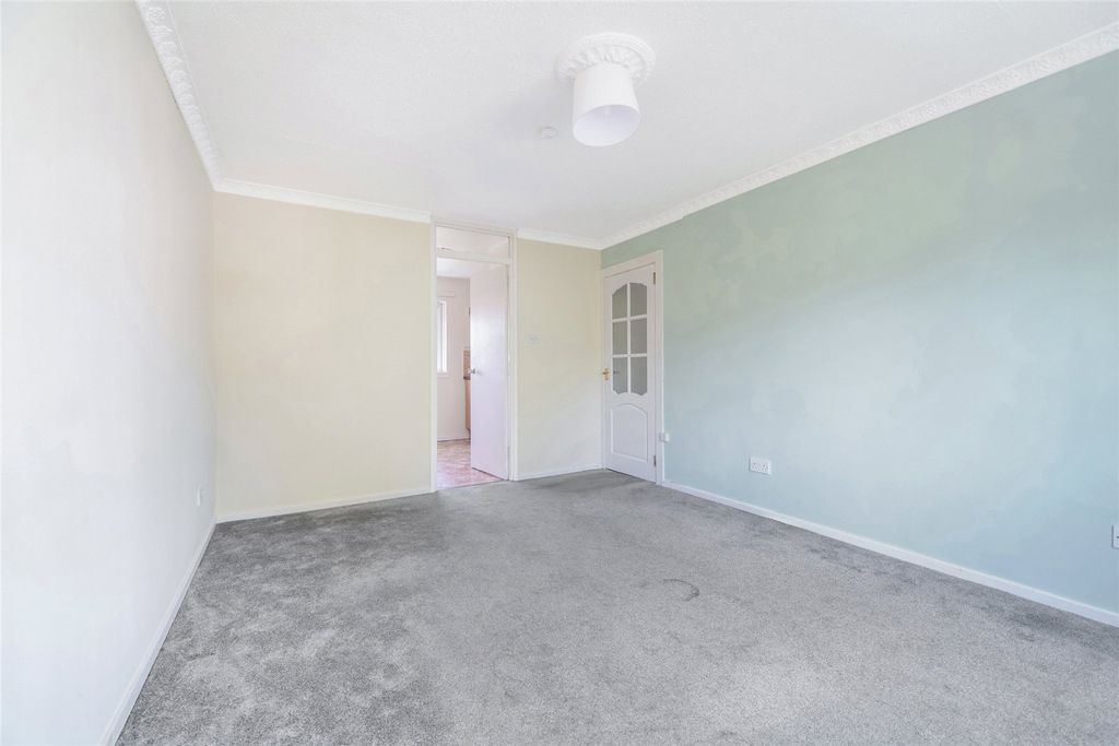 Property photo 3 of 21 Picture No. 10
