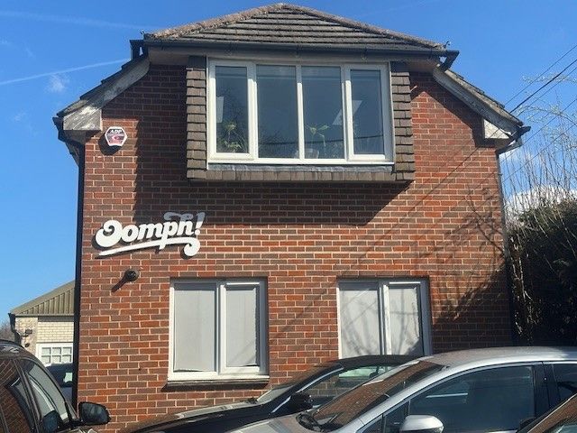 Property photo 1 of 6
