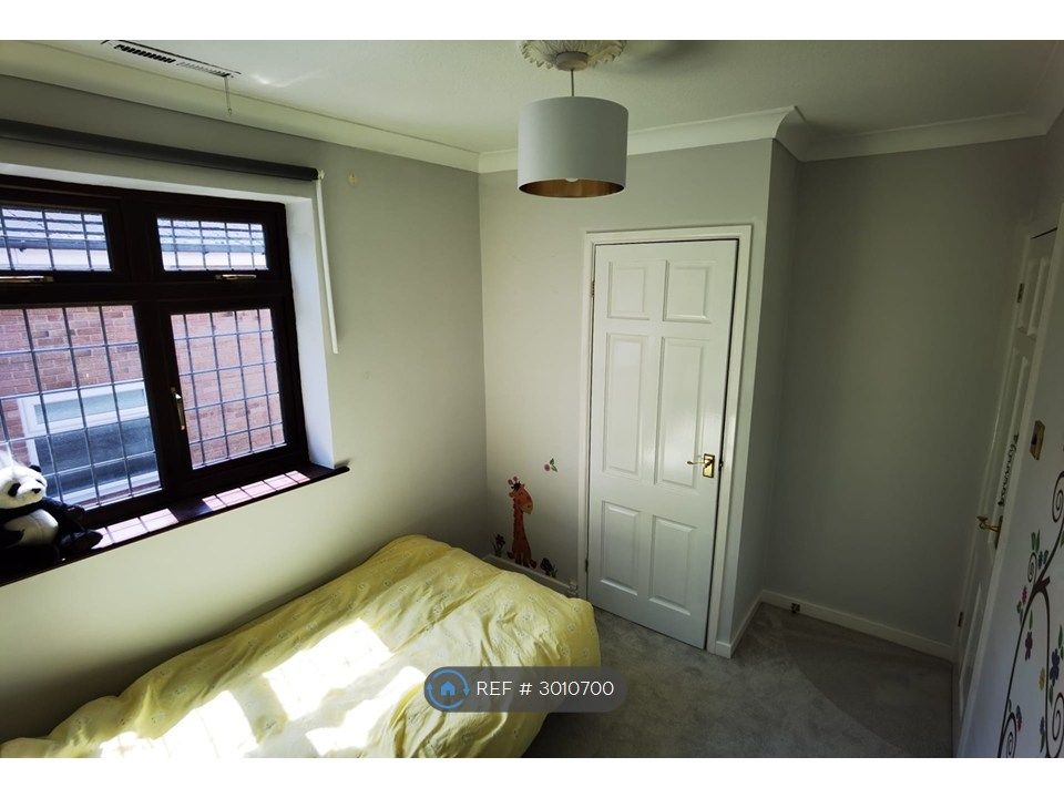Property photo 3 of 33
