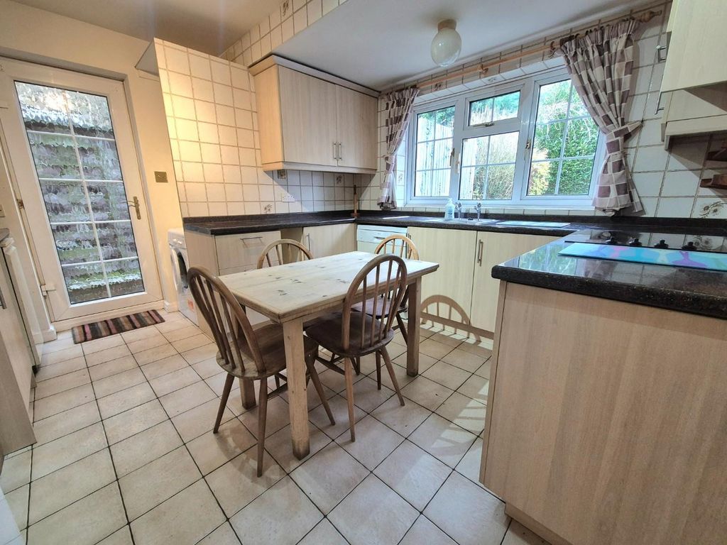 Property photo 3 of 10 Manor 4.Jpg