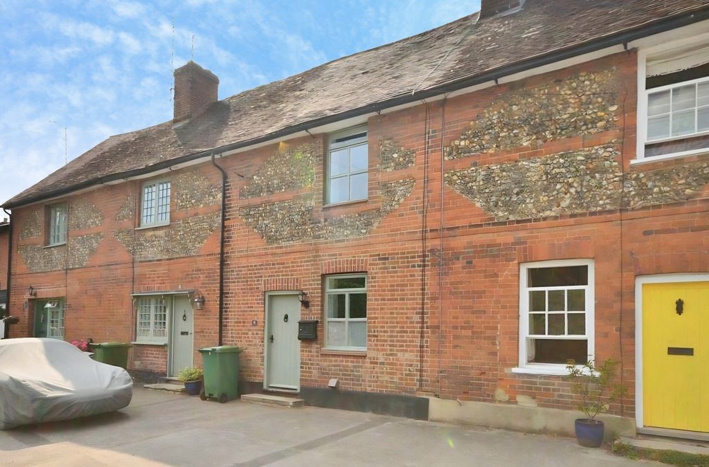 Property photo 1 of 7