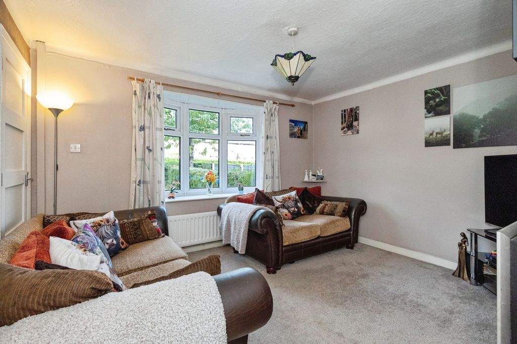 Property photo 3 of 17 Pbox-Img.Jpg
