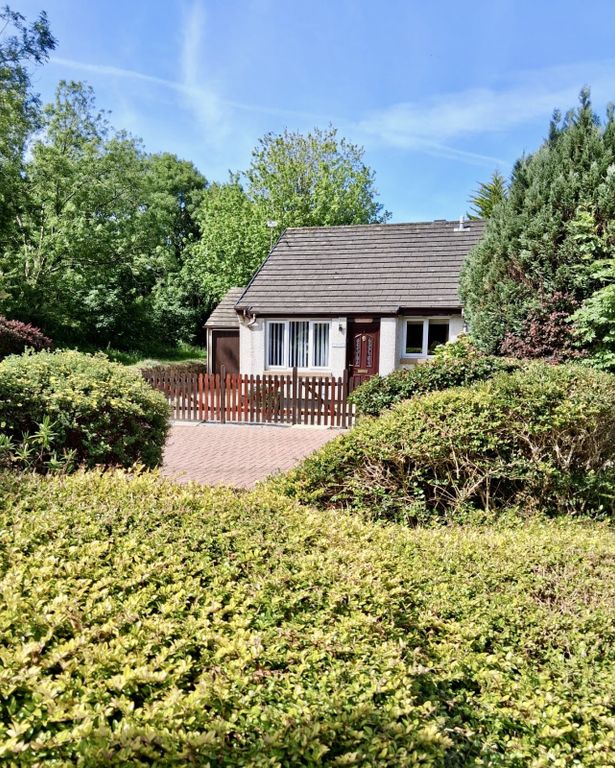 Property photo 1 of 16 2 Bedroom Bungalow For Sale