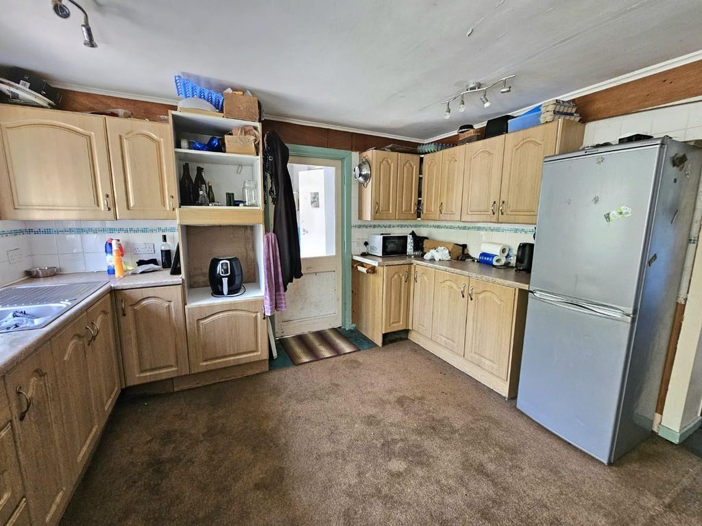 Property photo 3 of 11 Ehlj2139.Jpg