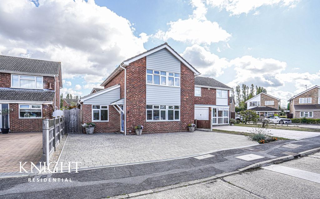 Property photo 1 of 34