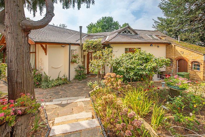 Property photo 1 of 22