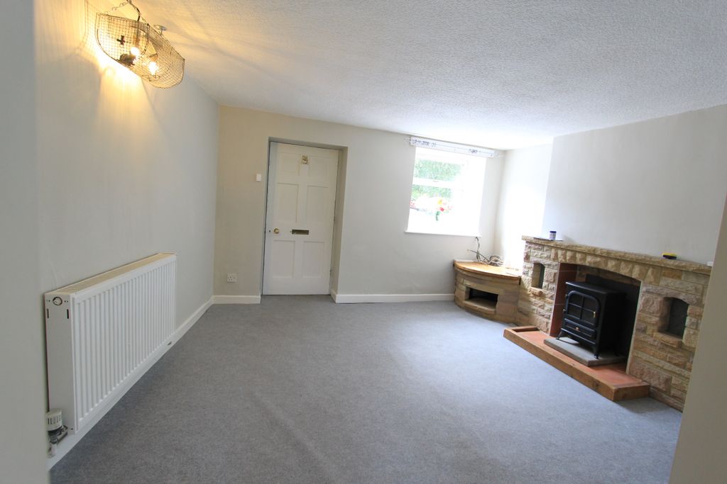 Property photo 2 of 8 Sitting Room