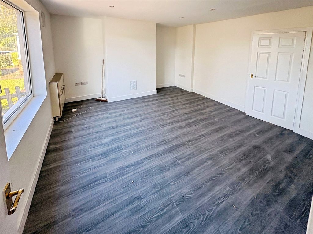 Property photo 3 of 12 Living Room