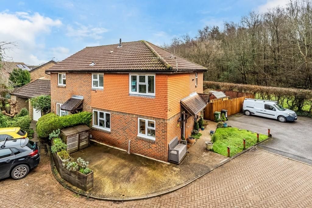 Property photo 1 of 10 17-Leith-View-10.Jpg