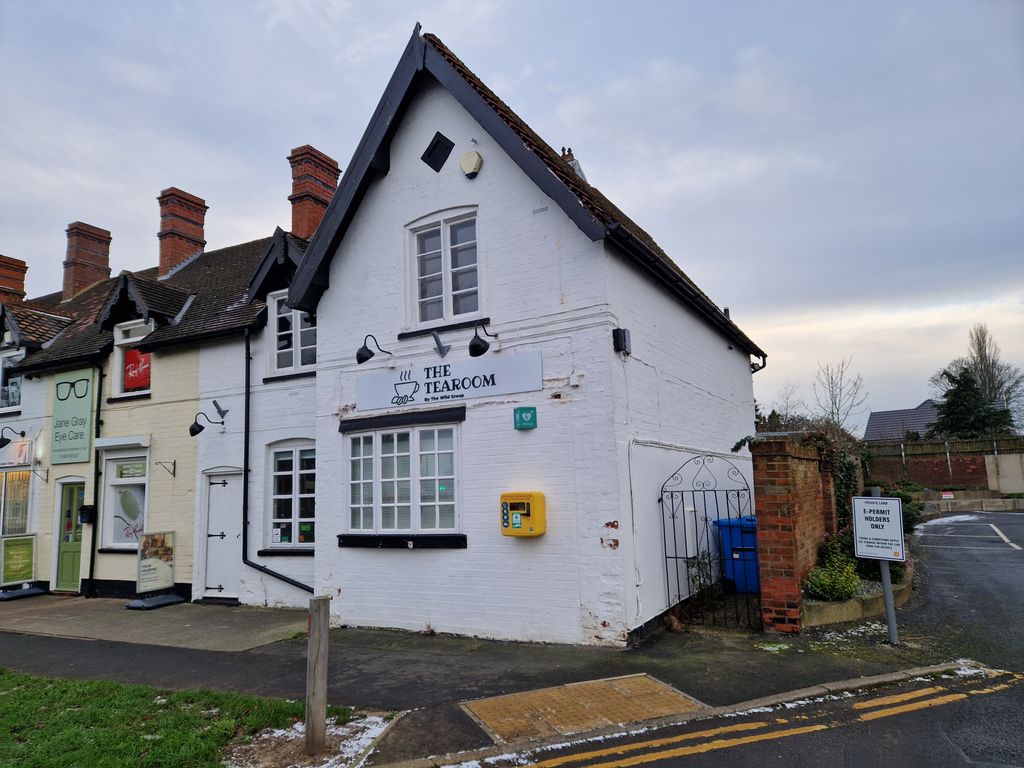 Property photo 2 of 12