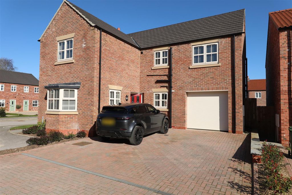 Property photo 1 of 33 0A4A0326 2.Jpg