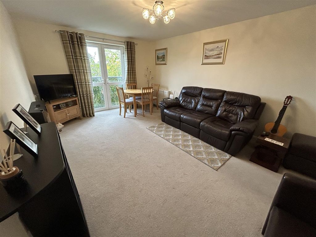 Property photo 2 of 6 Image00005.Jpeg