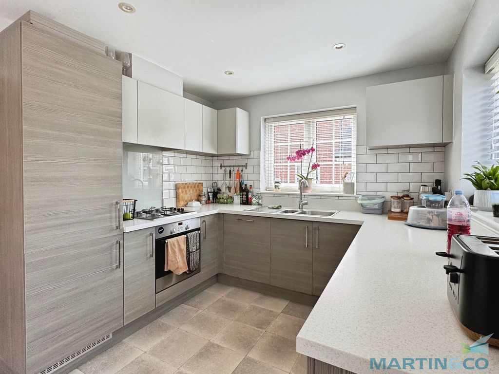 Property photo 3 of 20 3Ddd37Ef-F-4Ac8-A479-7Ff3F706Eff5-2152-000033F3684