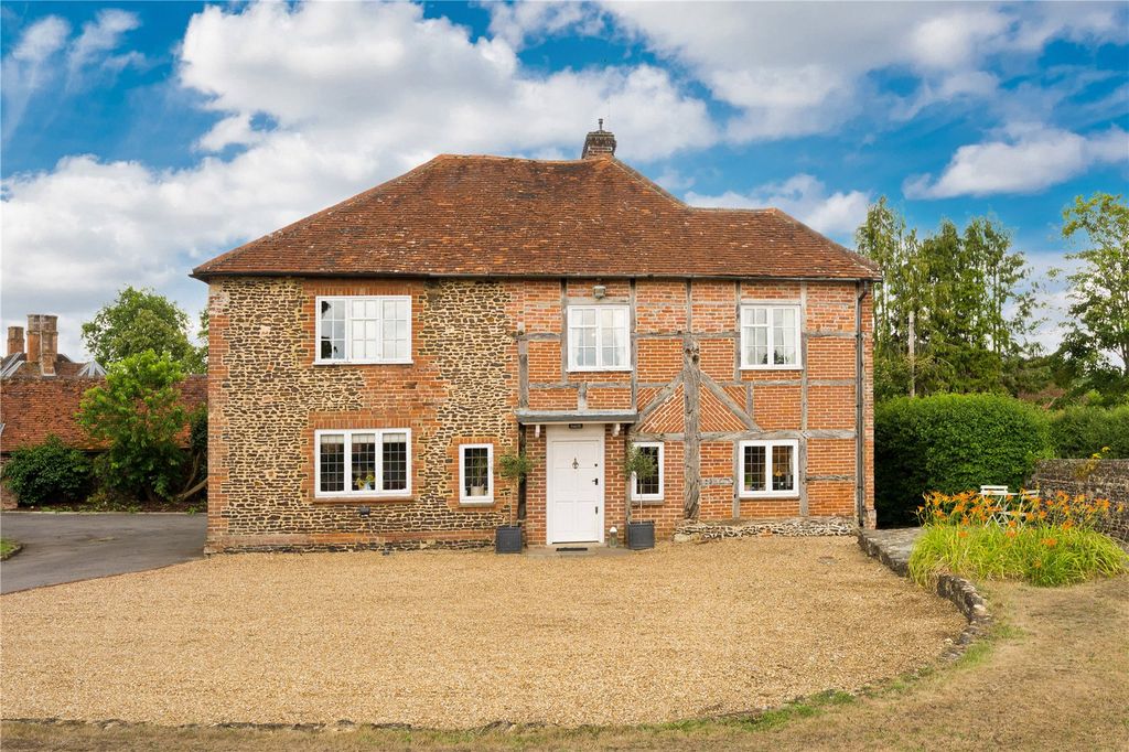 Property photo 1 of 27 Picture No. 23