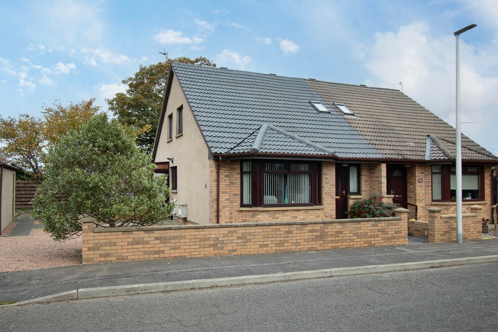 Property photo 1 of 38