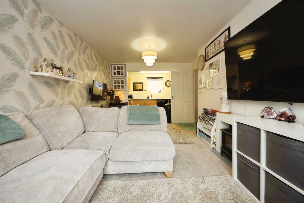 Property photo 2 of 13 Picture No. 24