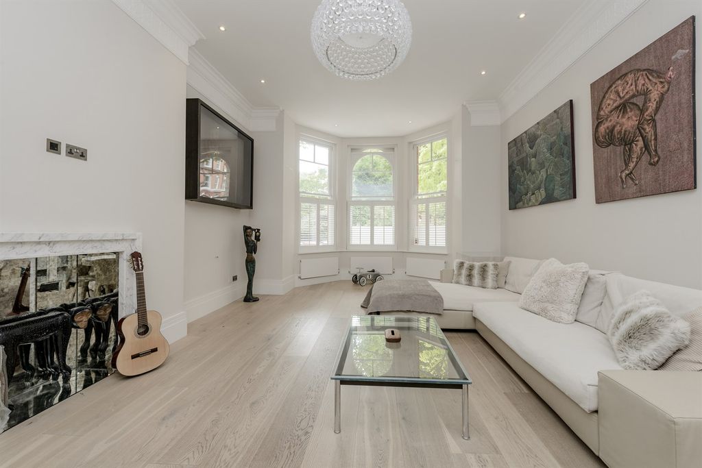 Property photo 1 of 14 (Main)