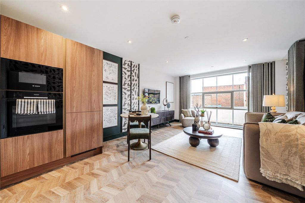 Property photo 3 of 8 Show Home Living