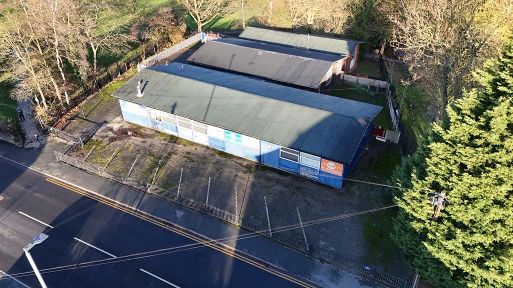 Property photo 1 of 23 Photo 10