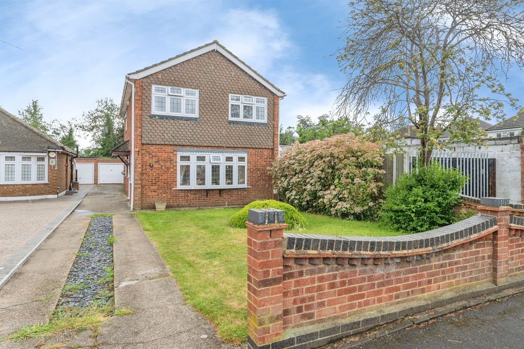 Property photo 1 of 24