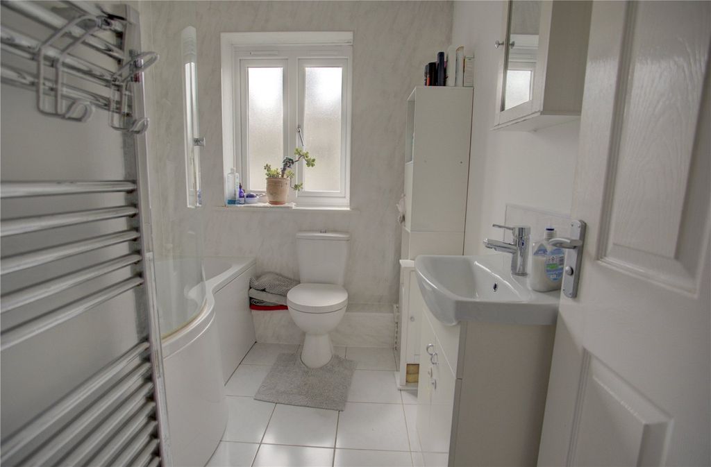 Property photo 3 of 10 Picture No. 17