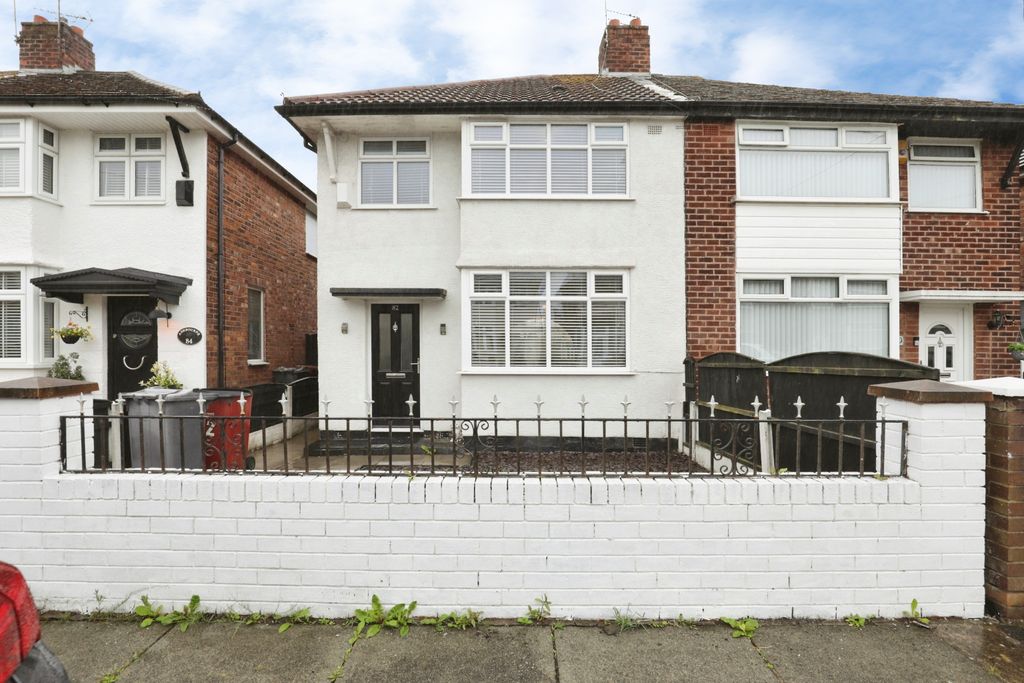 Property photo 2 of 15