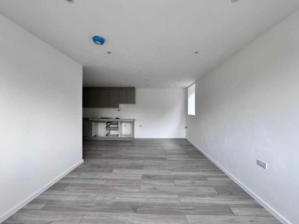 Property photo 2 of 11 Whatsapp Image 2025-11-14 At 09.43.38 (8)