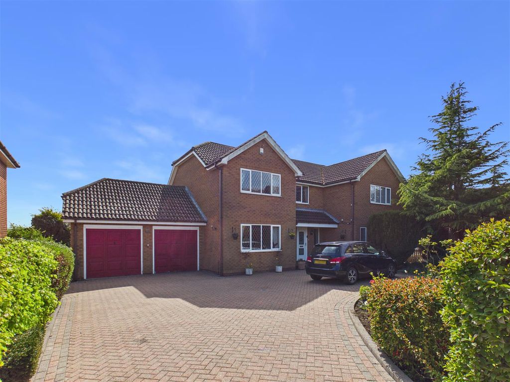 Property photo 1 of 29 Front