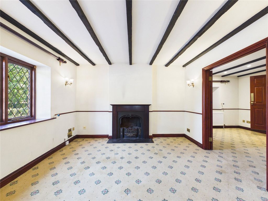 Property photo 3 of 24 Picture No. 06