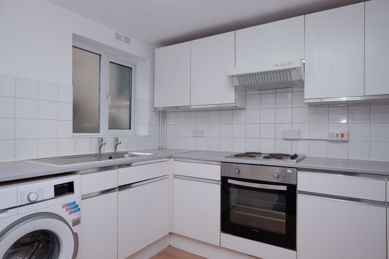 Property photo 3 of 11 Photo 12