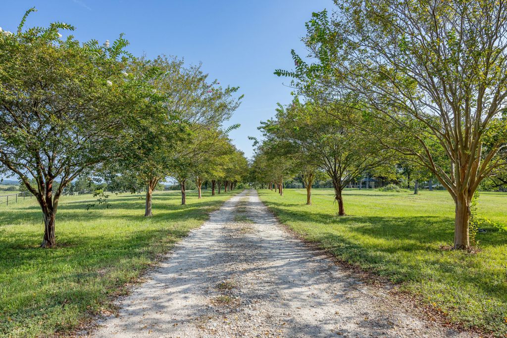 Property photo 2 of 57