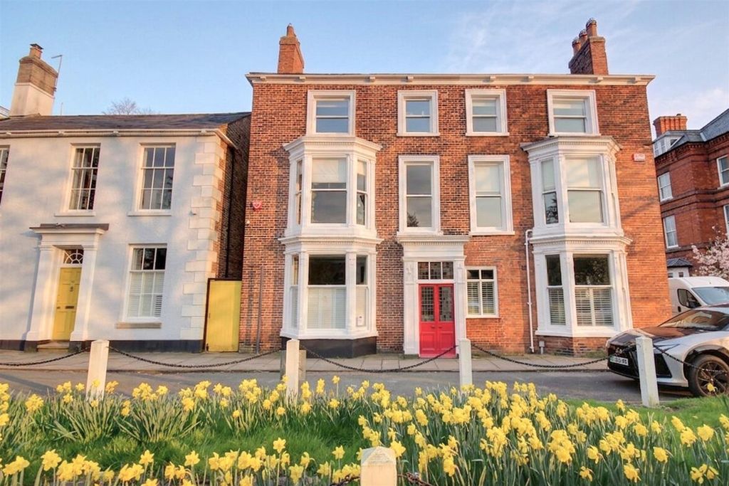 5 bed property for saleNorth Bar Without, Beverley HU17