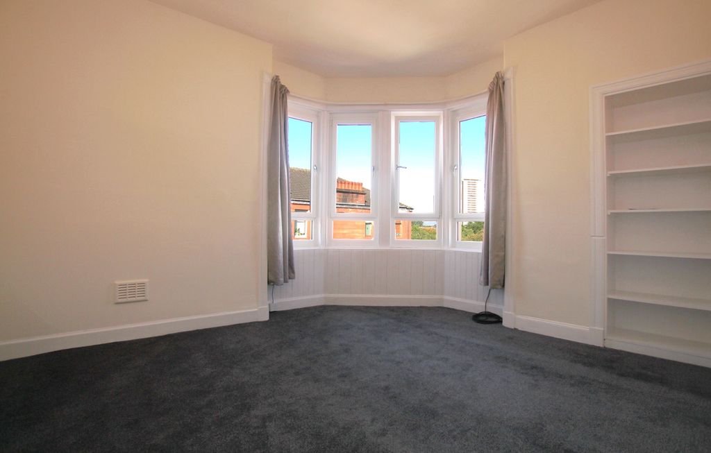 Property photo 2 of 8 Photo 2