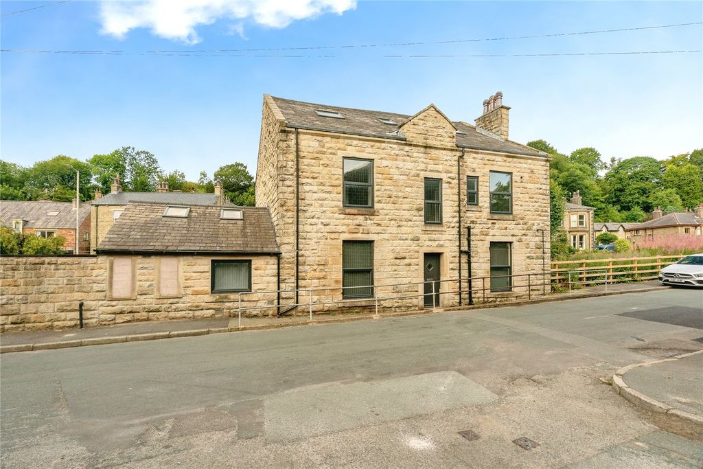 Property photo 1 of 29 Picture No. 31