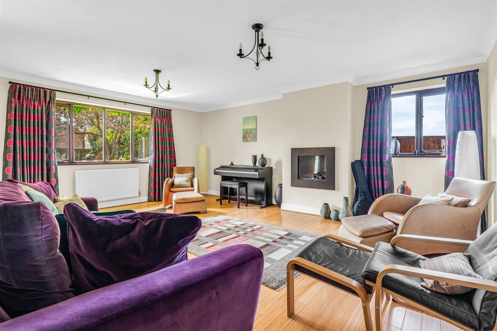 Property photo 3 of 45 Internal-21.Jpg