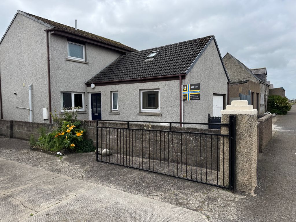 Property photo 1 of 33