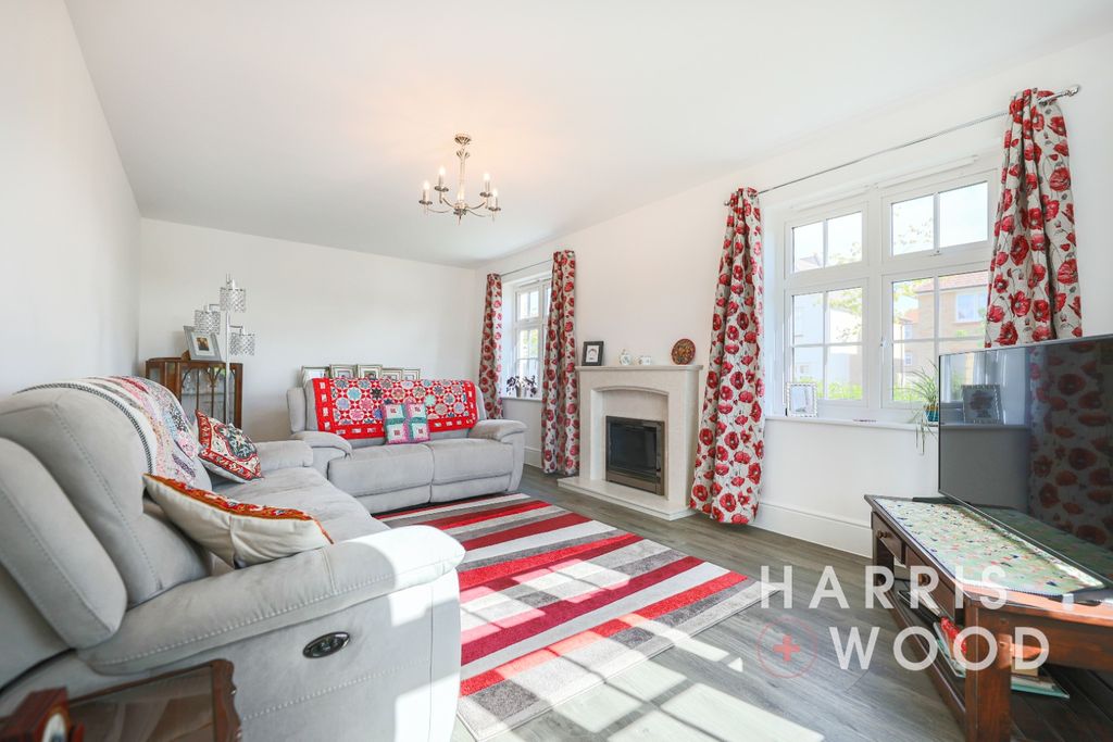 Property photo 3 of 20 4379192