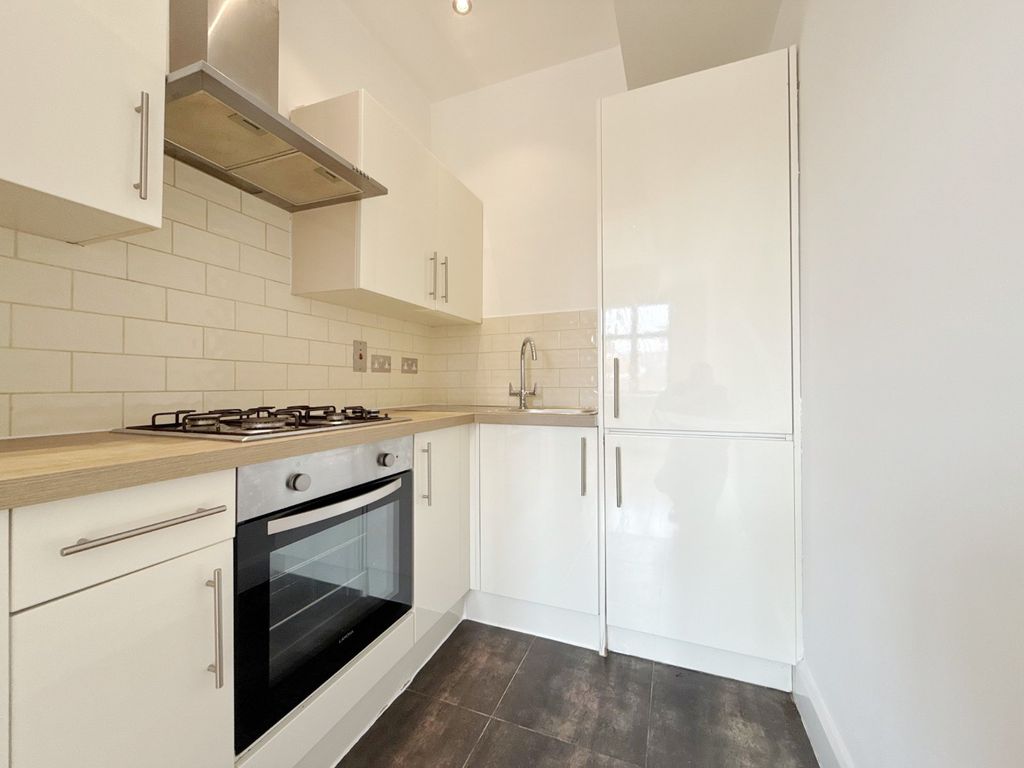 Property photo 1 of 6 Picture No. 11