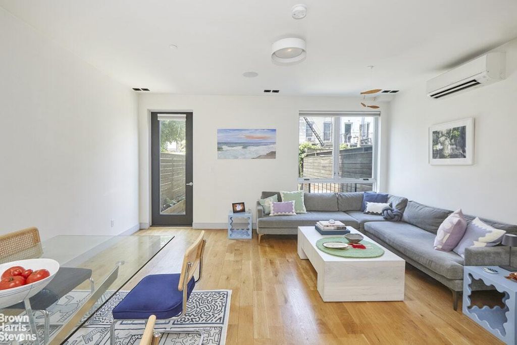 Property photo 2 of 10 <Alttext/>