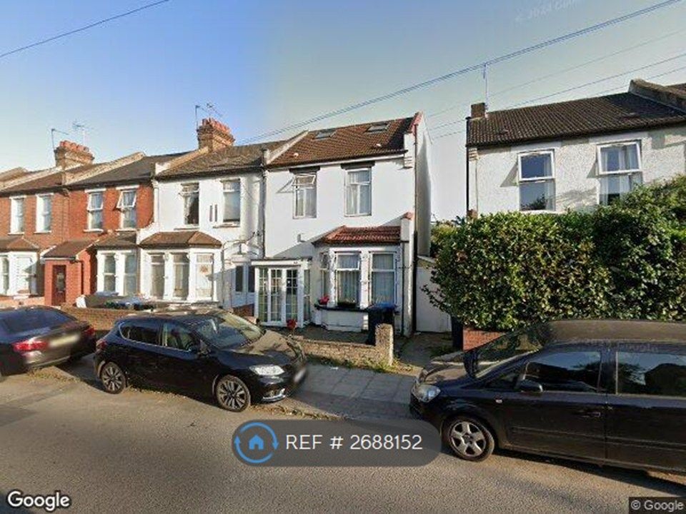 Property photo 1 of 3