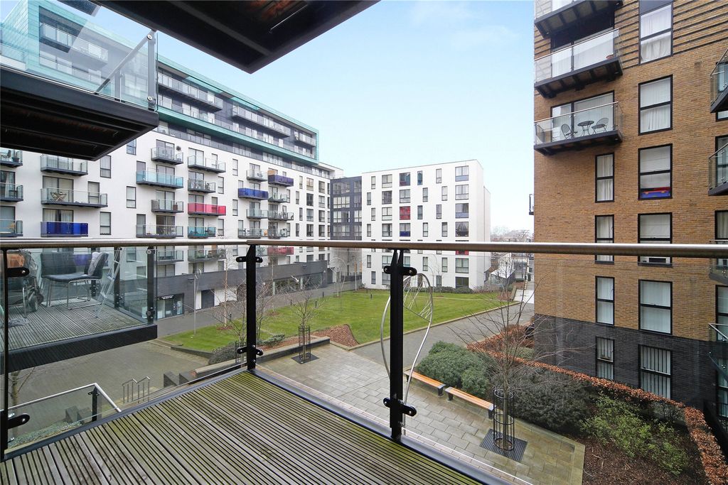 Property photo 2 of 10 Picture No. 16